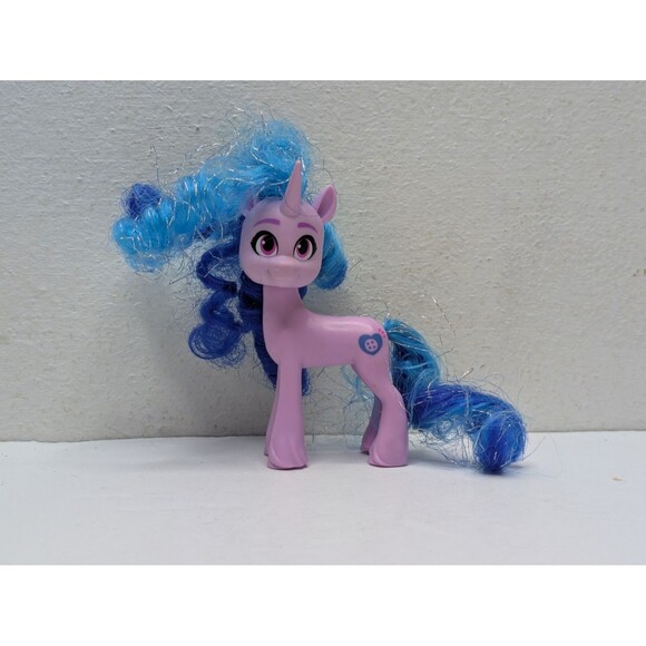 🍁 3/$20 My Little Pony G5 Izzy Moonbow 3.5" Brushable Figure MLP FIM - Picture 1 of 3